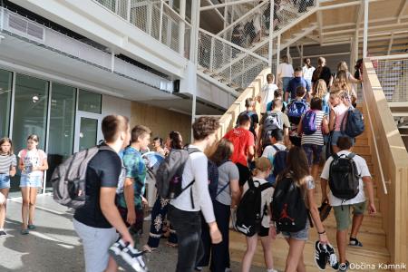 V Kamniku odprli eno najbolj modernih osnovnih šol v Sloveniji (44)